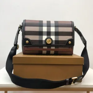 1 Color Small crossbody bag with detachable shoulder strap