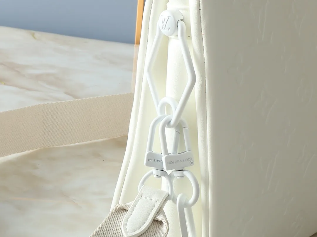 3 Color Chain Strap Crossbody Bag