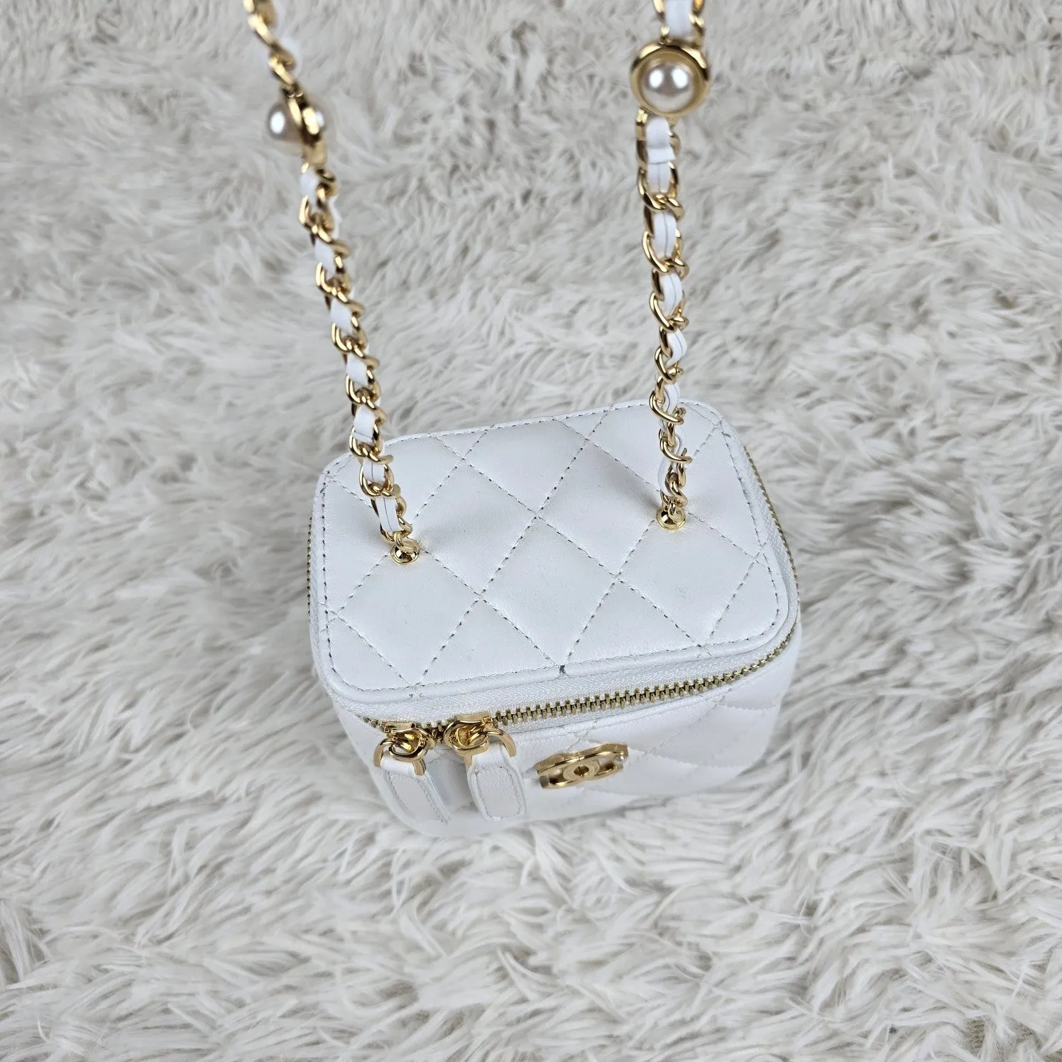 3 Color - Pearl - EmbellishedQuilted Vanity Small Crossbody