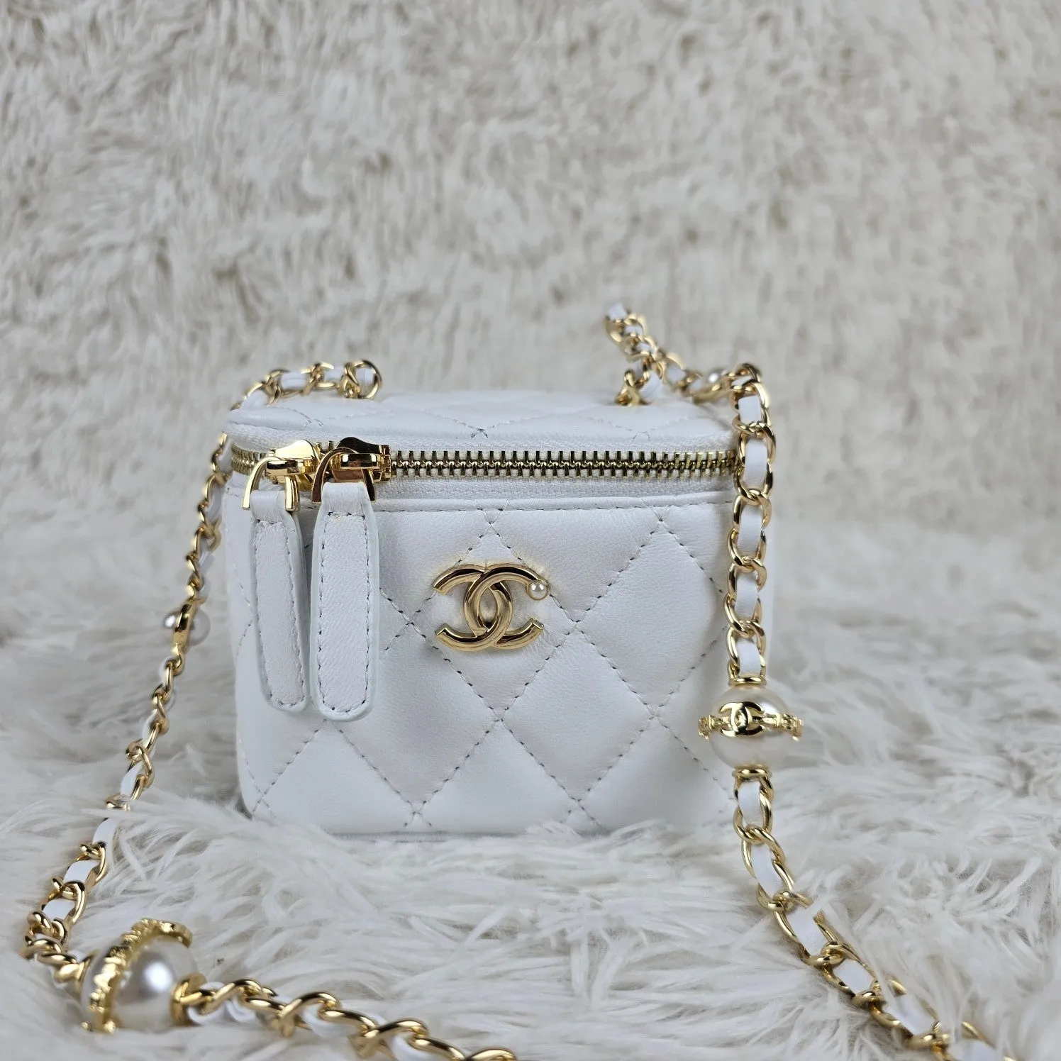 3 Color - Pearl - EmbellishedQuilted Vanity Small Crossbody