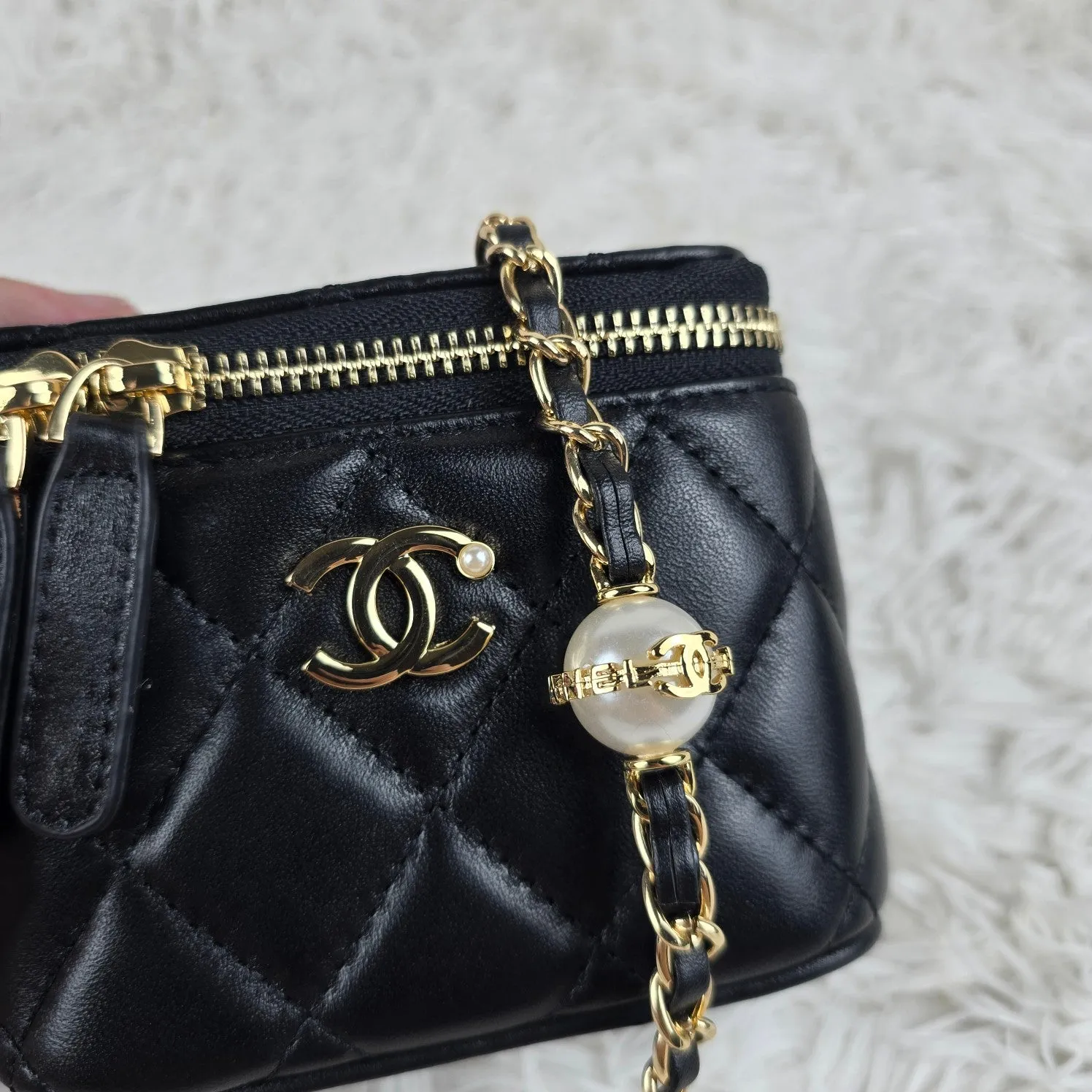 3 Color - Pearl - EmbellishedQuilted Vanity Small Crossbody