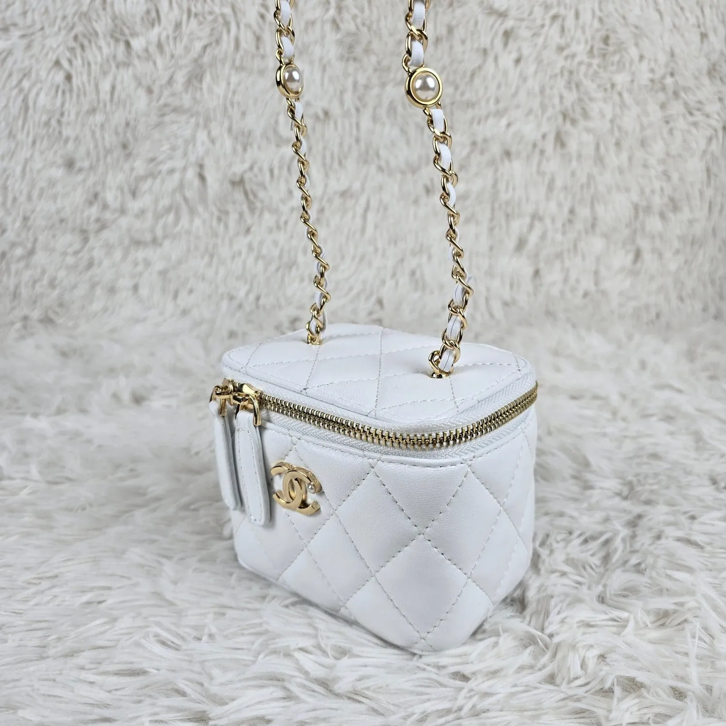 3 Color - Pearl - EmbellishedQuilted Vanity Small Crossbody