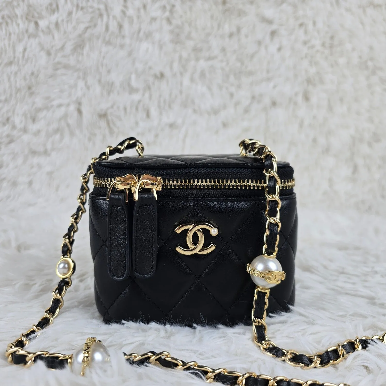 3 Color - Pearl - EmbellishedQuilted Vanity Small Crossbody