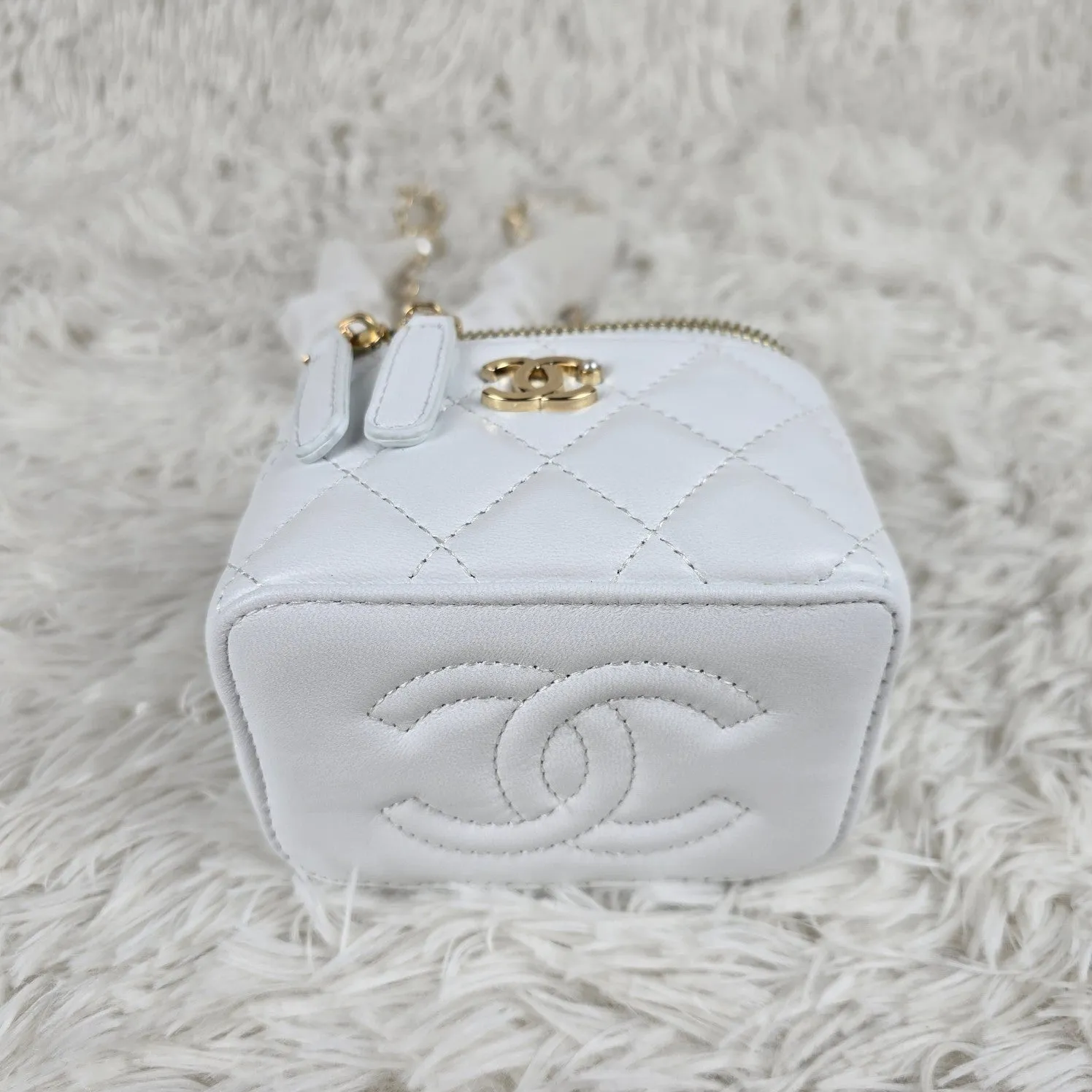 3 Color - Pearl - EmbellishedQuilted Vanity Small Crossbody