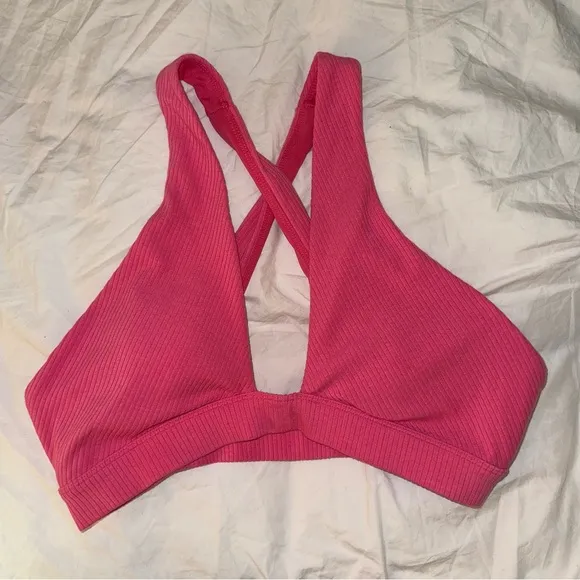 Alo Yoga Ribbed Destination Bra 🩷 Pink Fuchsia M