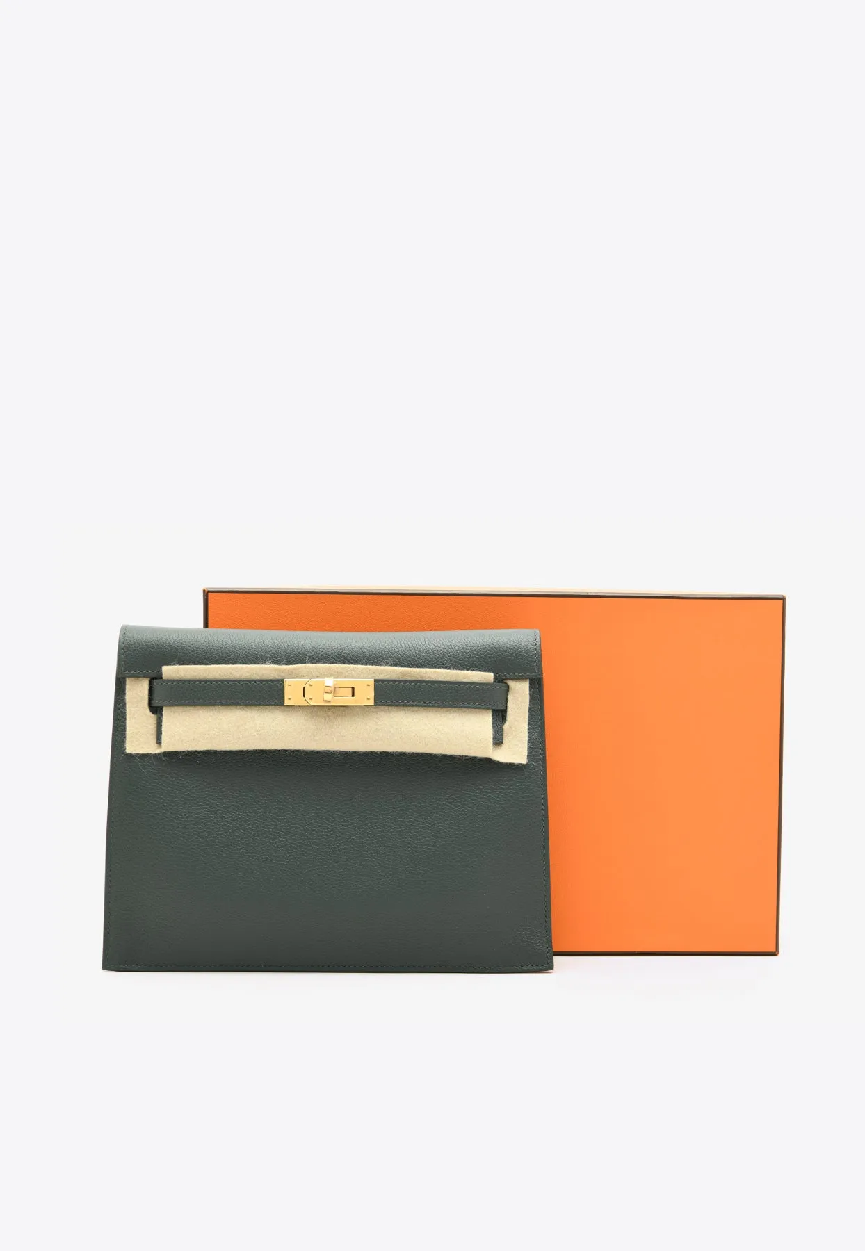 Kelly Danse in Vert Mangrove Evercolor with Gold Hardware