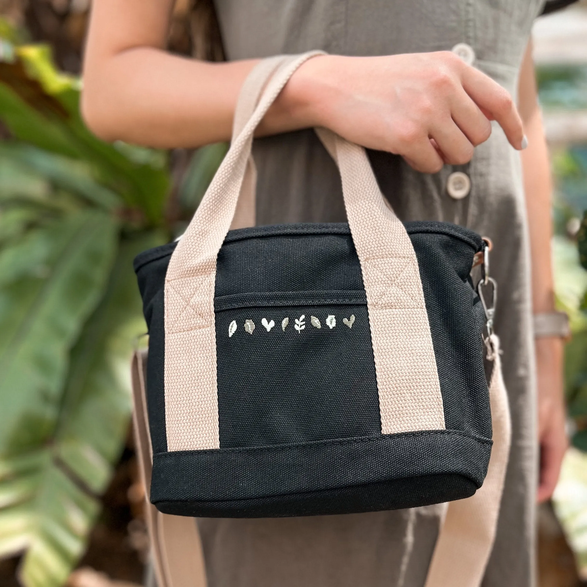 Leaflet Mini Multi-Pocket Tote
