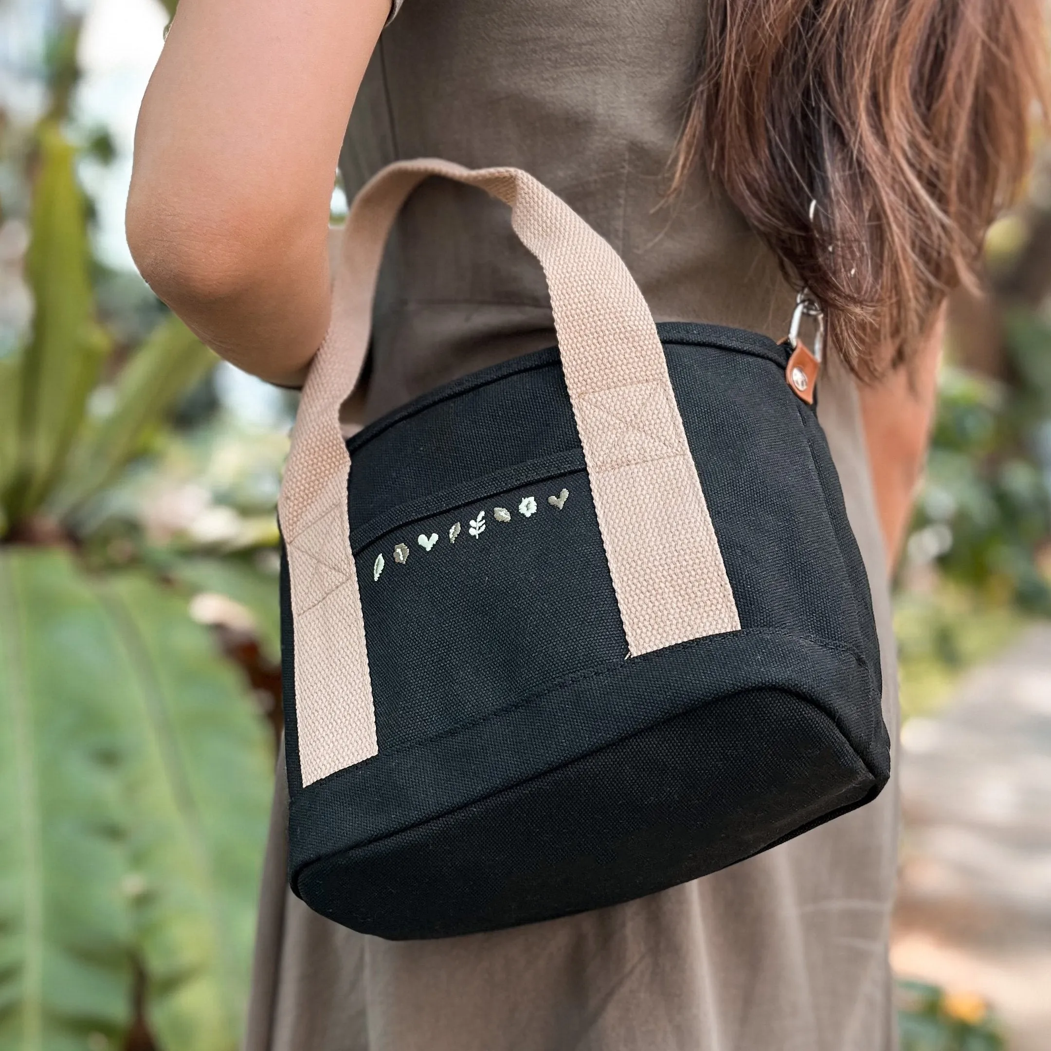 Leaflet Mini Multi-Pocket Tote