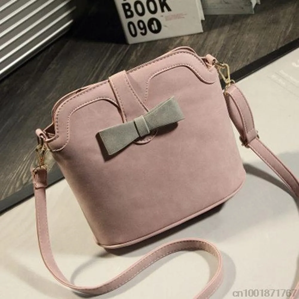 <bold>Messenger Bag  / Satchel  <br>Vegan-Leather