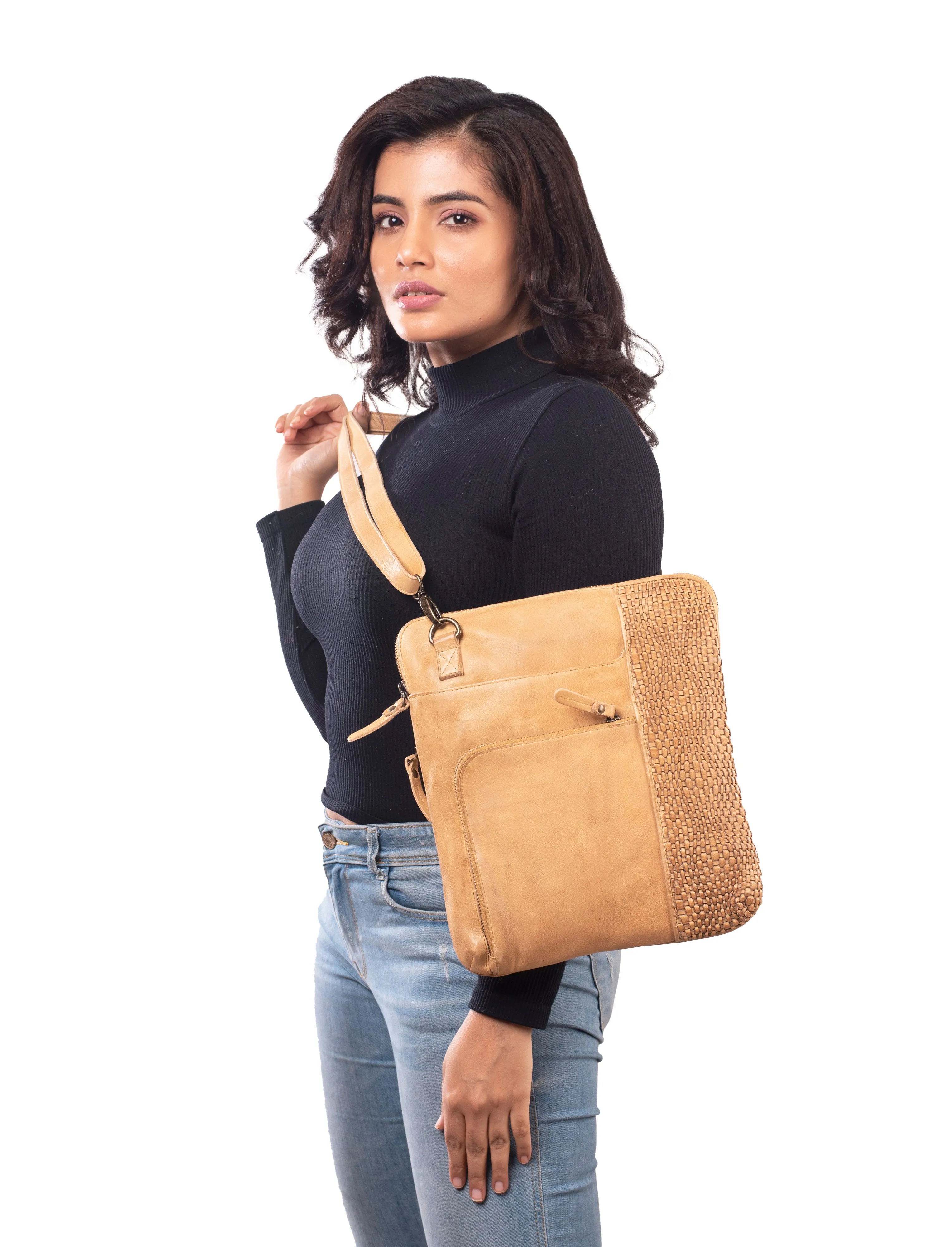 MILO 097 DUNEDIN CROSSBODY BUCKSKIN