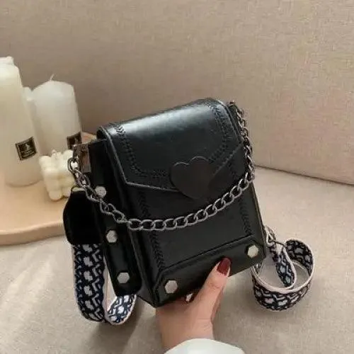 Modern Elegant Stunning Heart-Shaped Women's Bag Cute Studded Shoulder Bag For Women And Girls