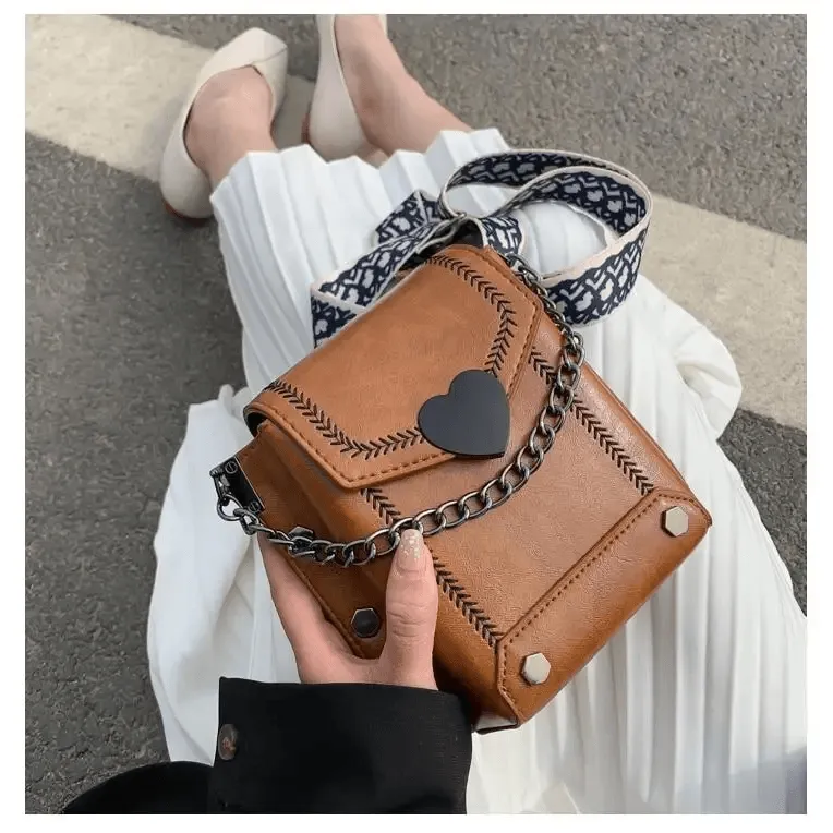 Modern Elegant Stunning Heart-Shaped Women's Bag Cute Studded Shoulder Bag For Women And Girls