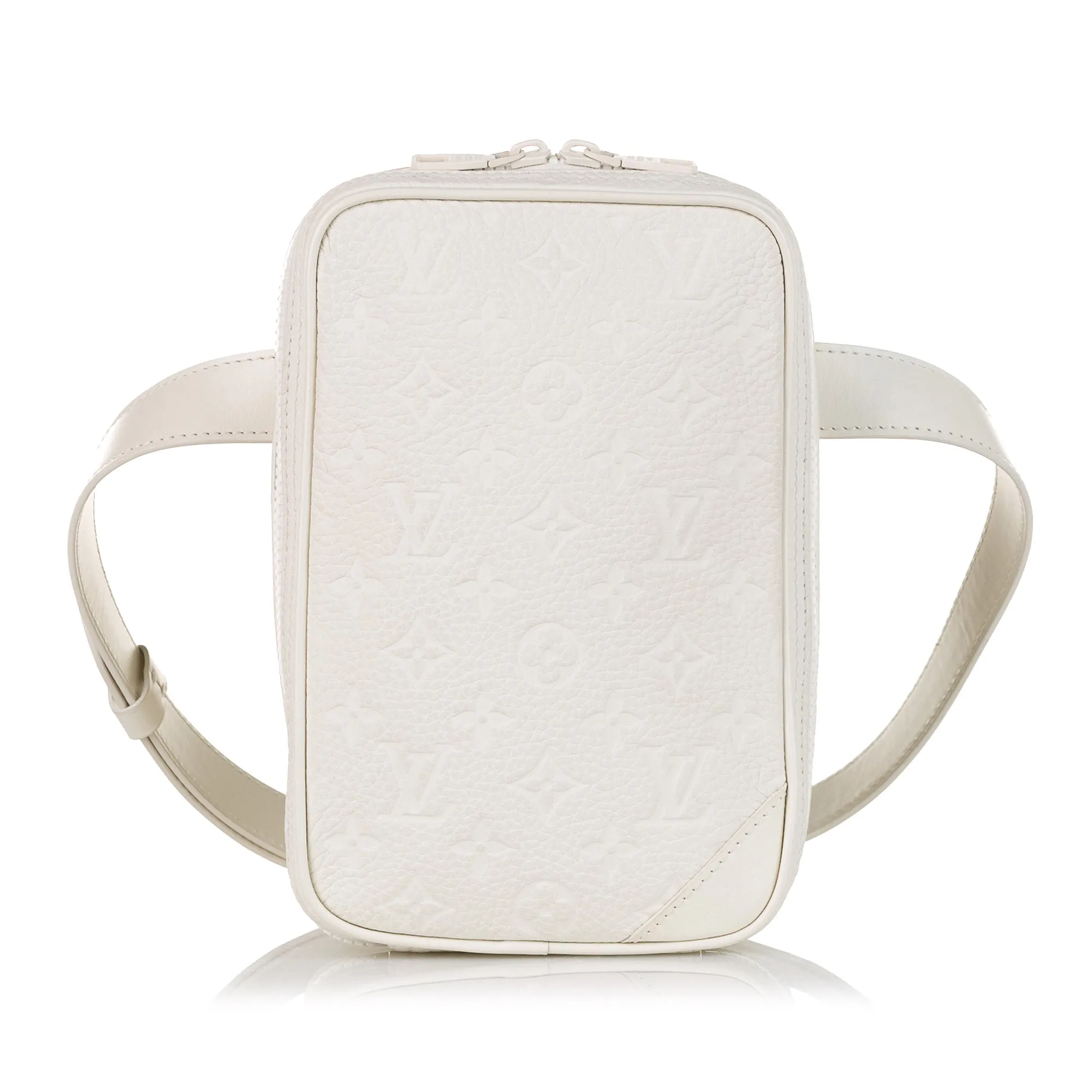 Monogram Taurillon Utility Side
