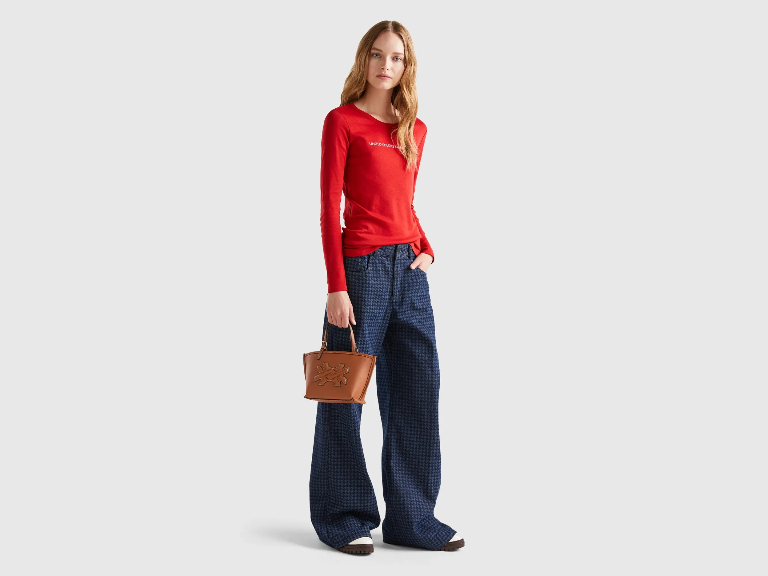 Solid Handheld Bag
