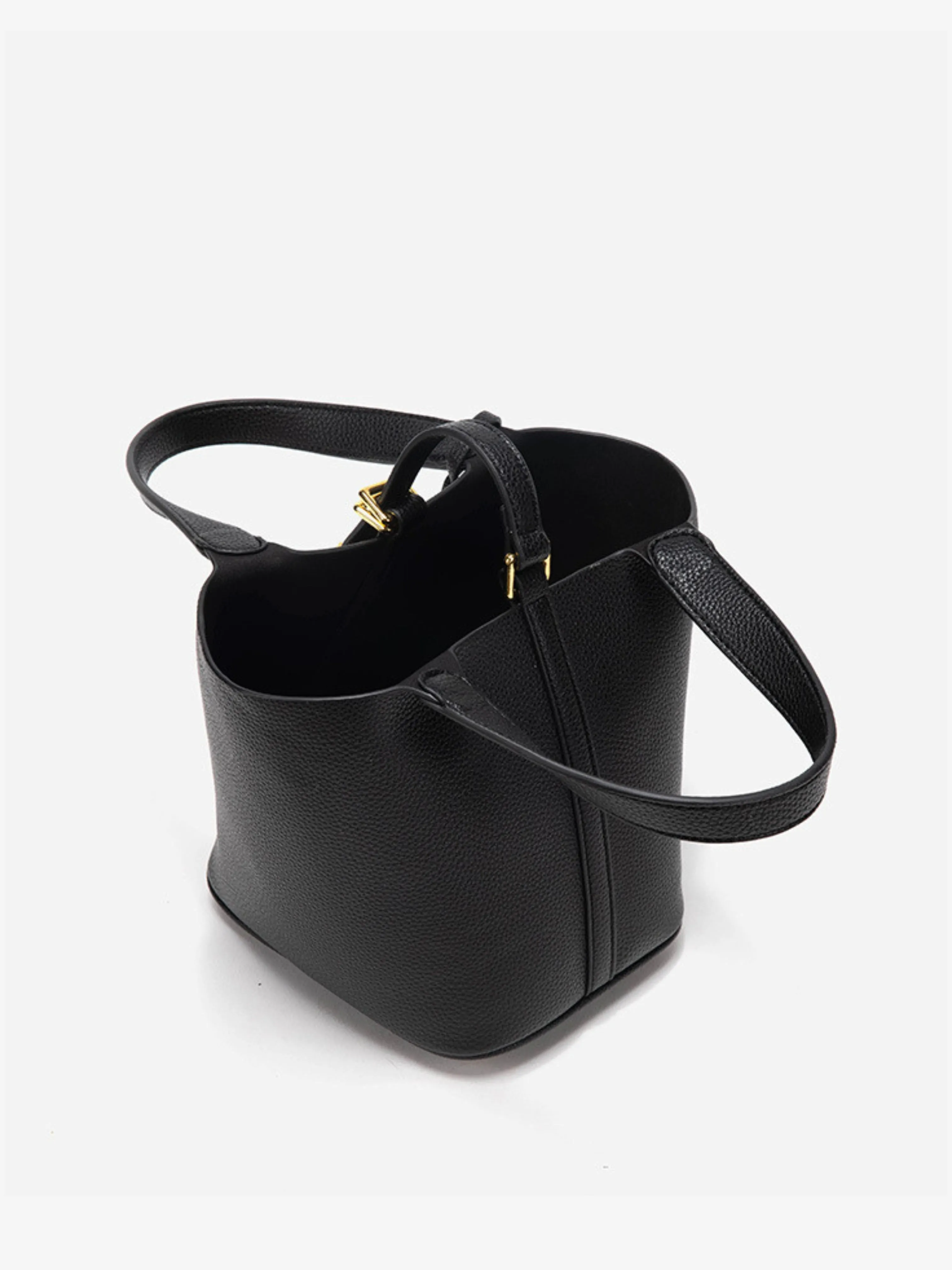 Structured Bucket Tote | Faux Leather | Padlock Detail