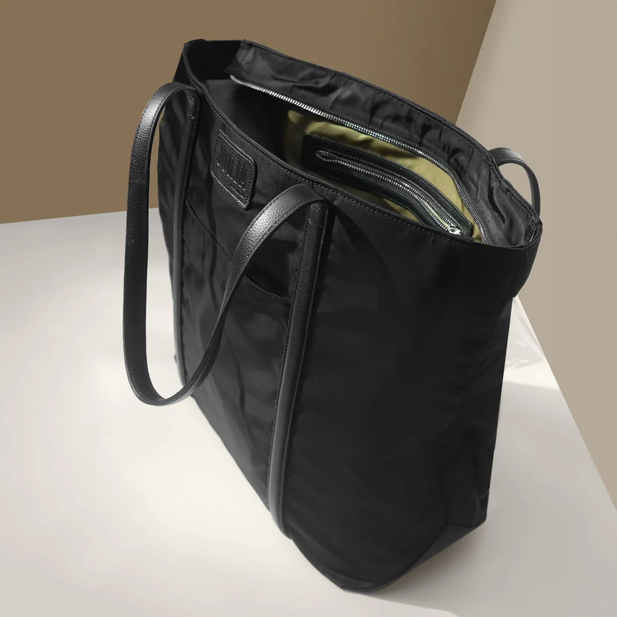 The Structured Tote