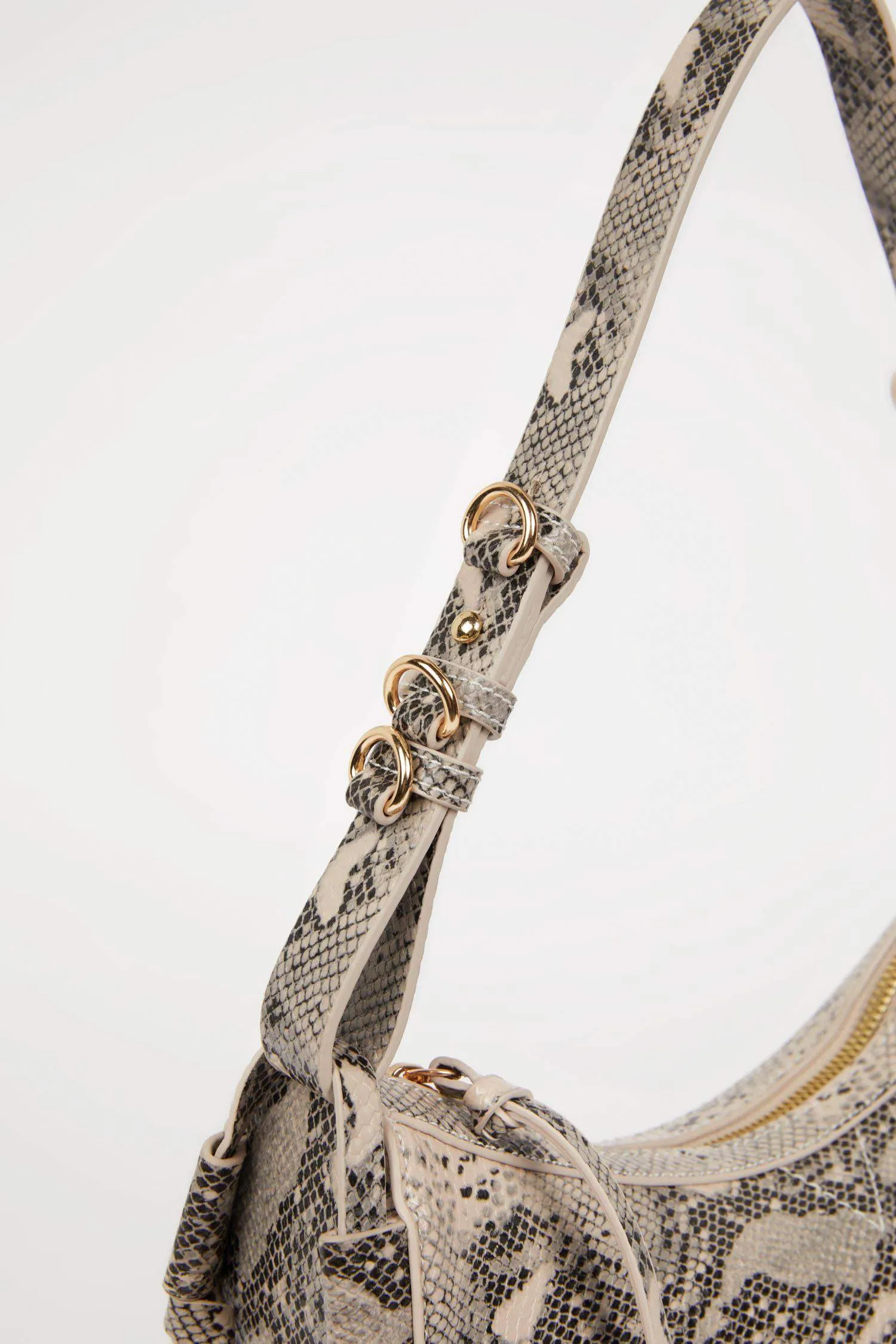 Women's Faux Leather Snake Skin Patterned Shoulder Bag